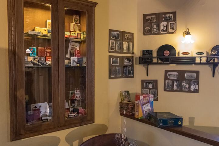 Guest Lobby