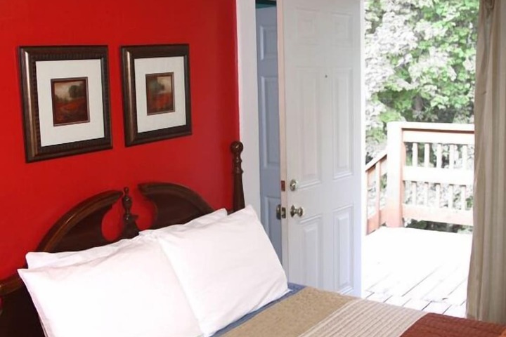 Room 15 of 24