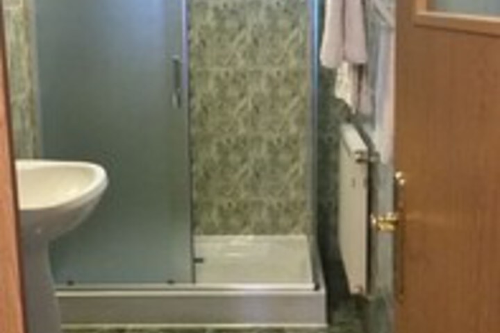 Room 10 of 47