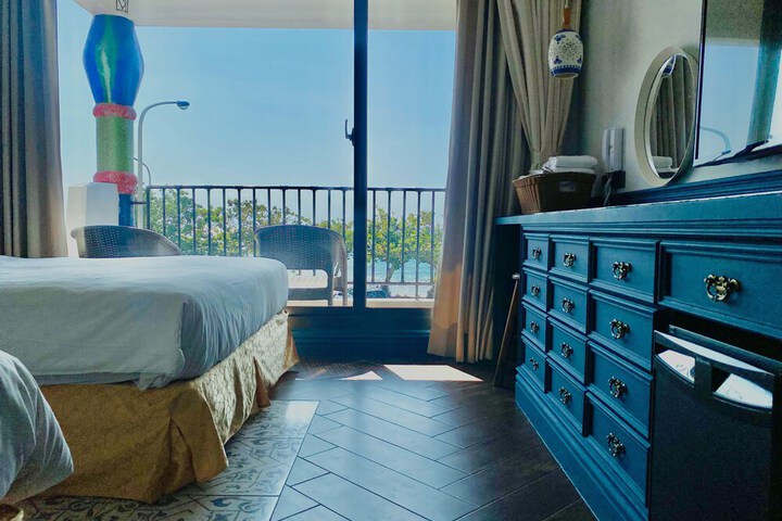 Room 27 of 75
