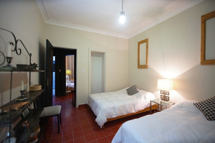 Room 12 of 20