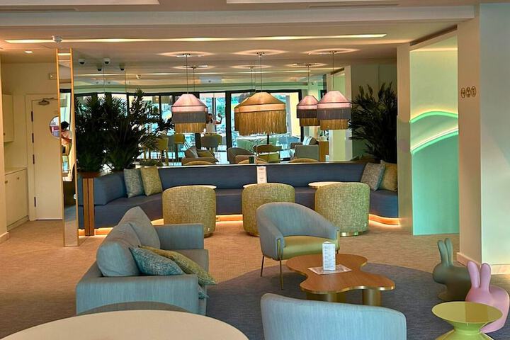 Hotel Interior 3 of 91