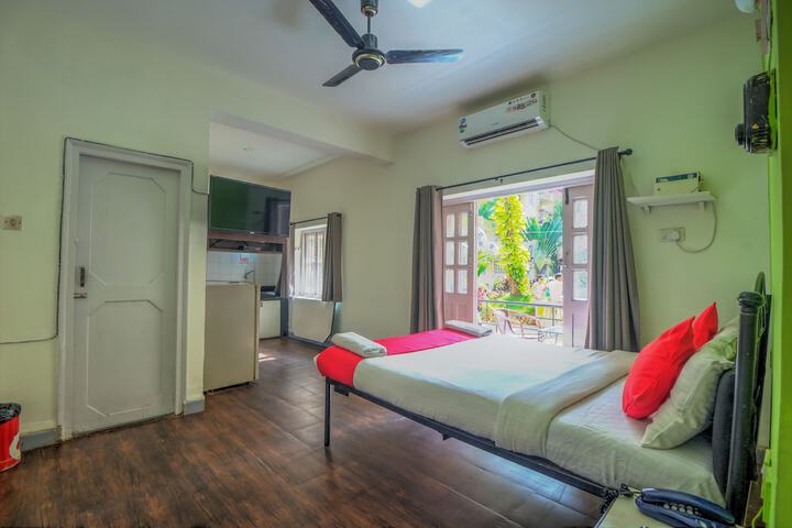 Room 10 of 10