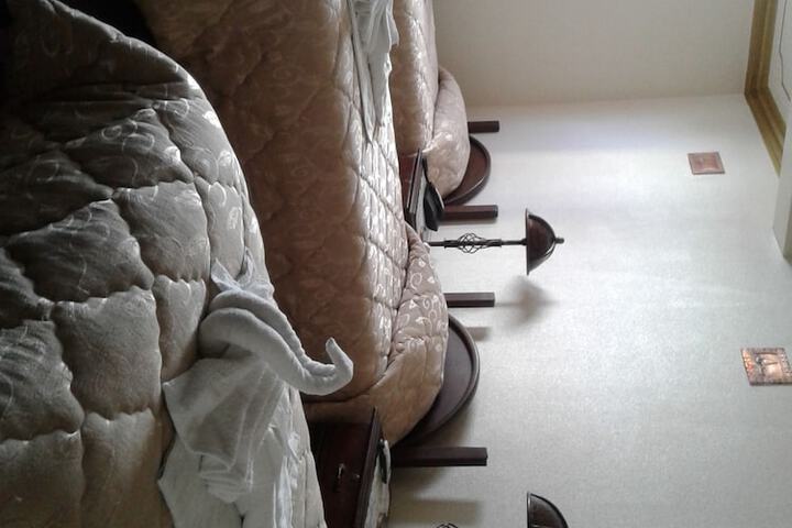 Room 12 of 67