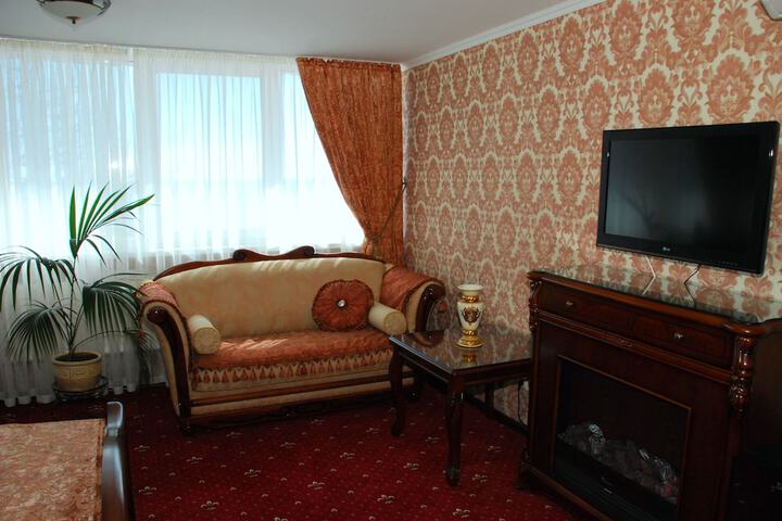 Room 5 of 53