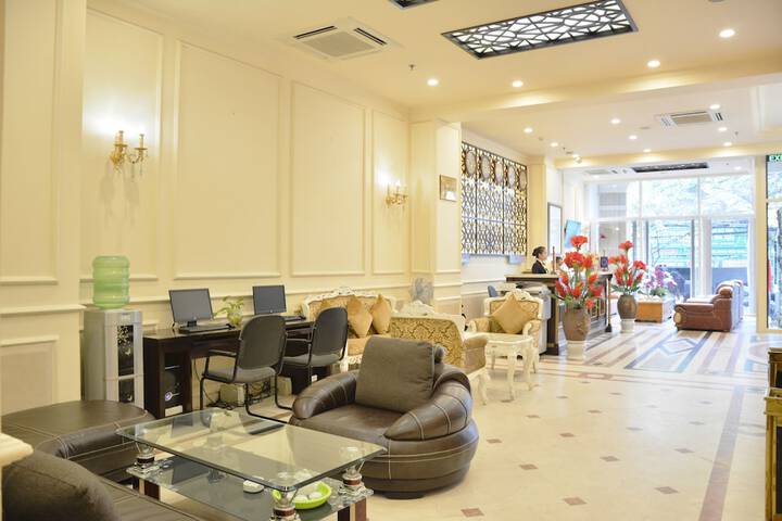 Hotel Interior 8 of 89