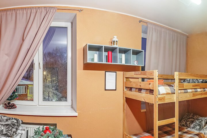 Room 16 of 35