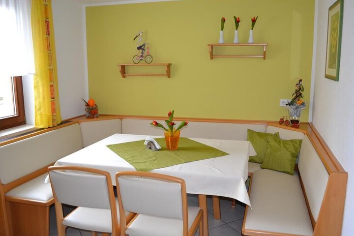 Room 19 of 44