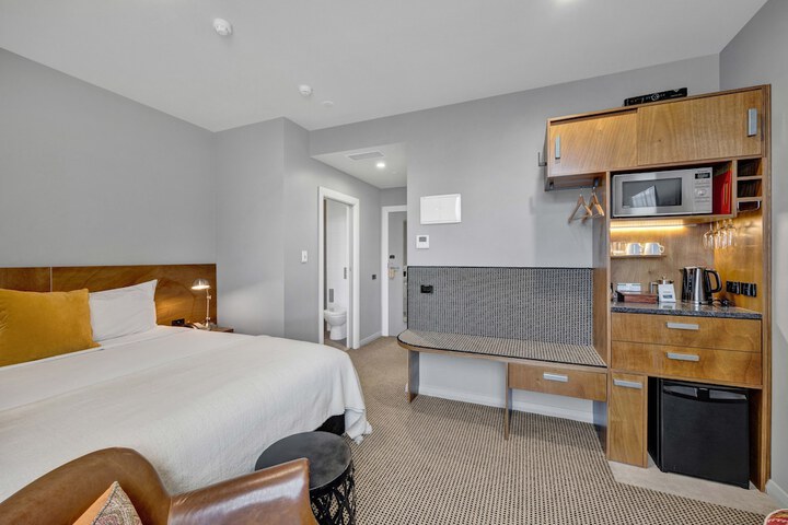 Room 36 of 117
