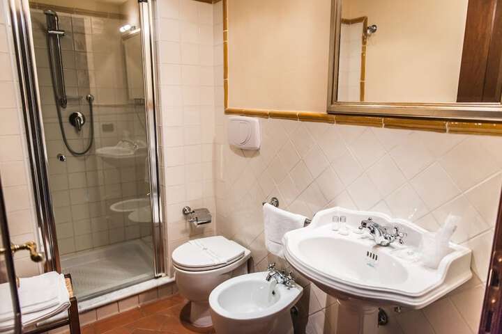 Clean Restrooms