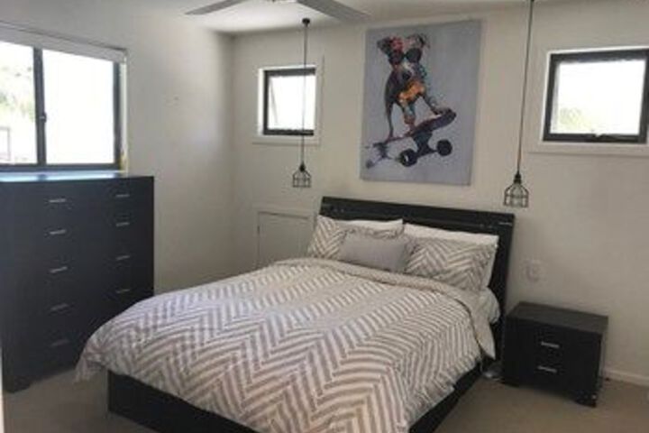 Room 12 of 30