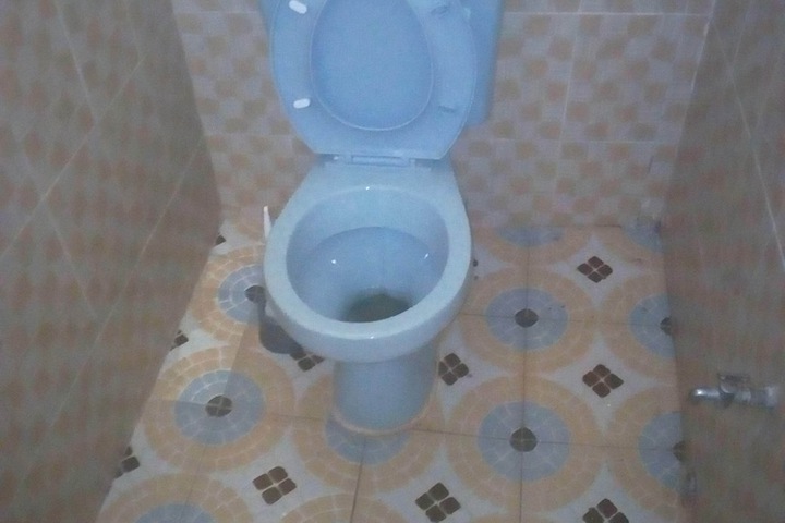 Room 12 of 27