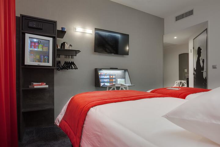 Room amenity