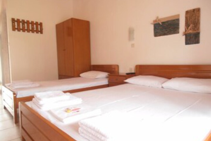 Room 68 of 85