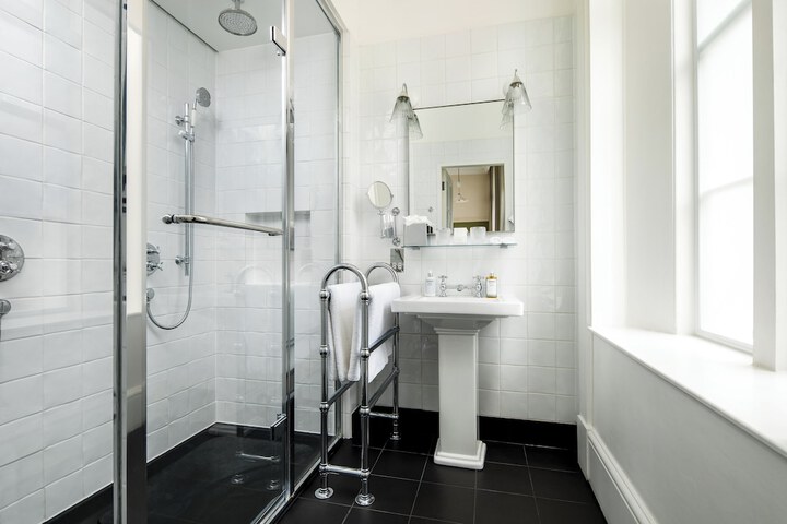 Bath Photo