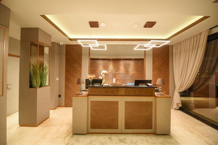 Hotel Interior 4 of 29