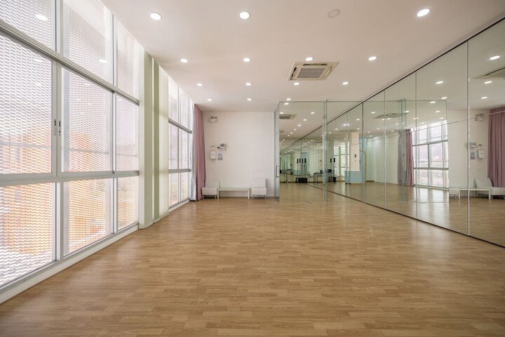 Ballroom/Hall 140 of 159