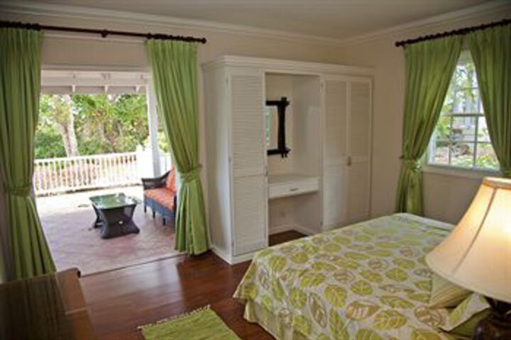 Room 9 of 36