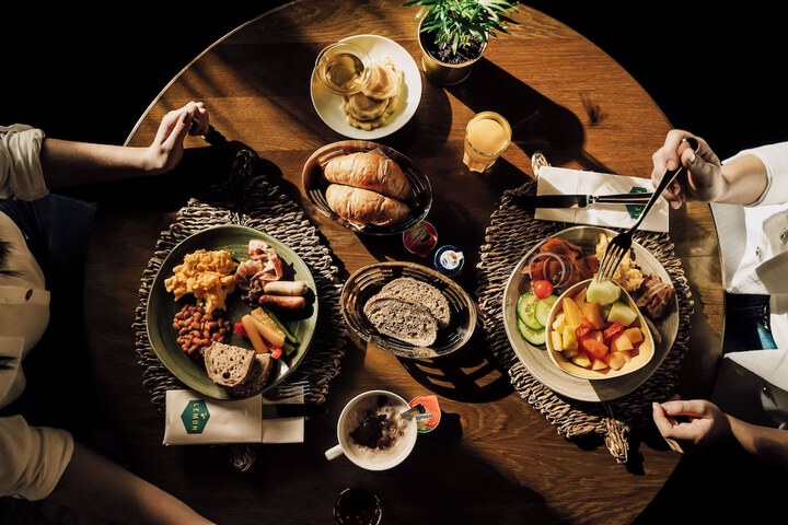 Breakfast area