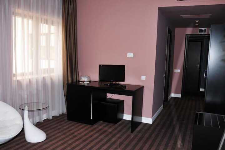 Room 15 of 75