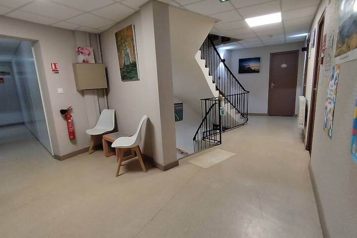Room 42 of 59