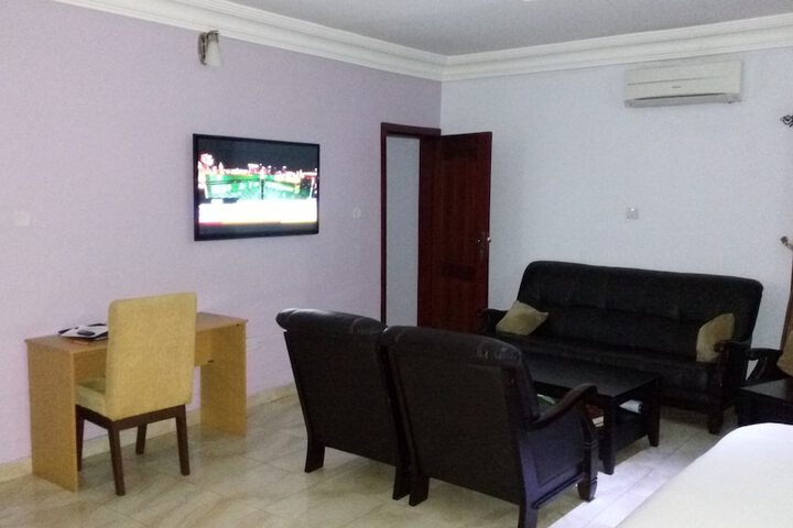 Room 9 of 54