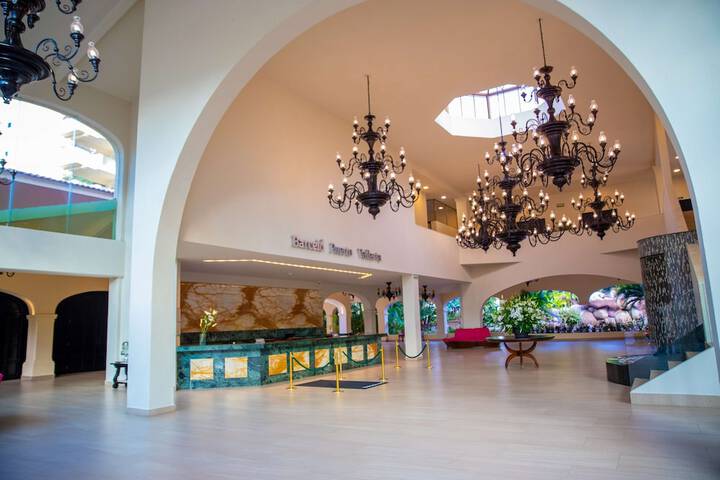 Hotel Interior 3 of 186