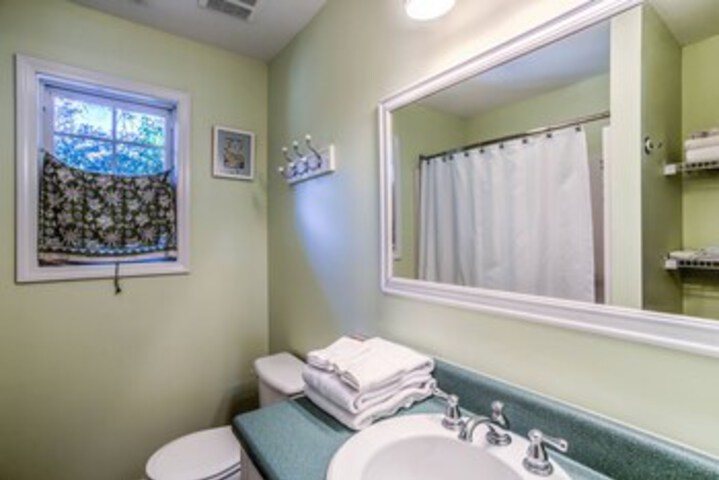 Room 4 of 41