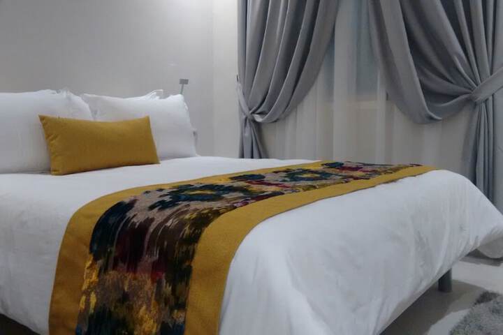 Room 9 of 20
