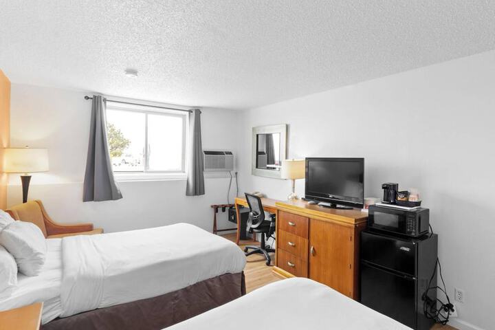 Room 9 of 33