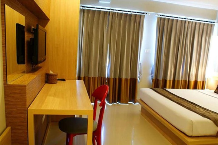 Room 20 of 49