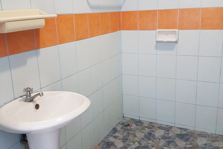 Clean Restrooms