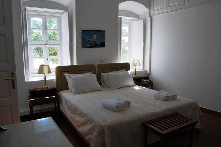 Room 6 of 91