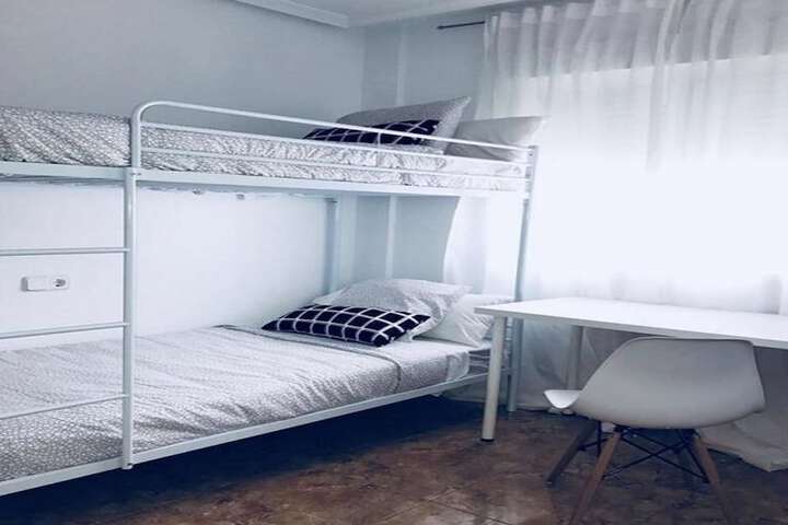 Room 6 of 23