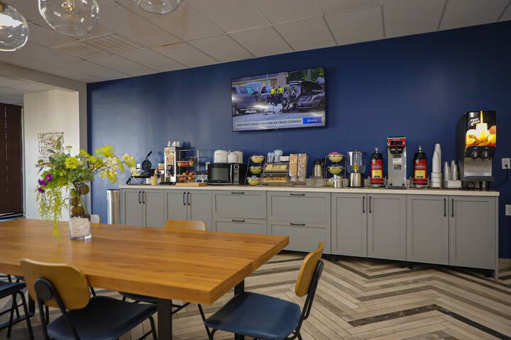 Breakfast/Coffee Service 41 of 65