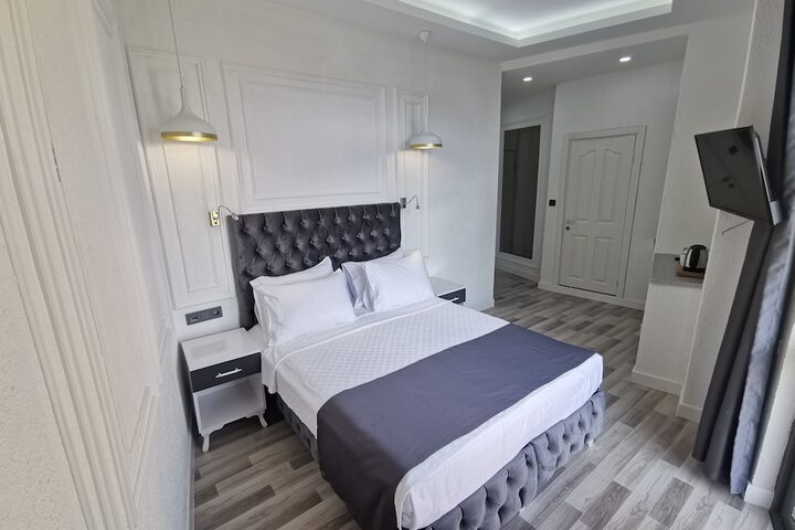 Room 25 of 85