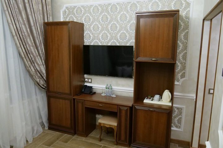 Room 19 of 29
