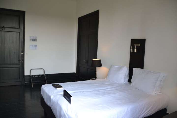 Room 36 of 115