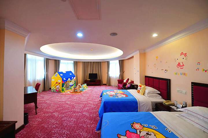 Room 20 of 53
