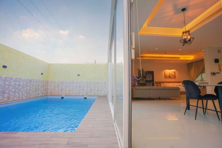 Pool 59 of 87