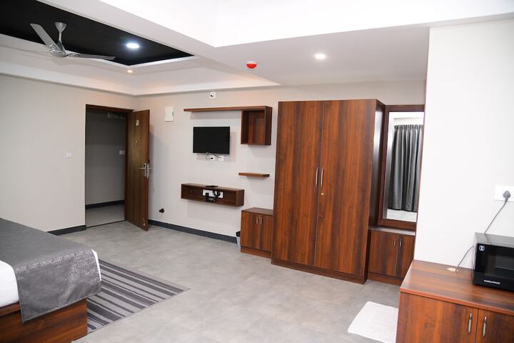 Room 22 of 34