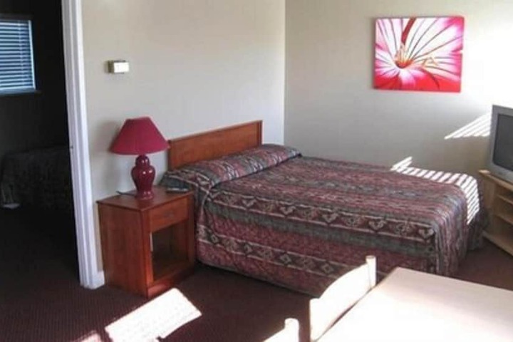 Room 5 of 20