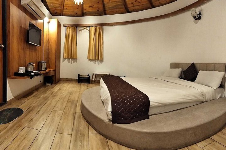 Room 5 of 22