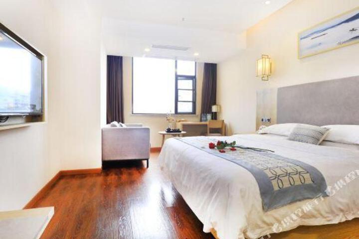 Fushang Qingju Hotel