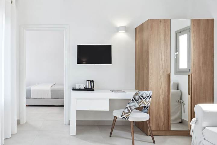 Room 14 of 46