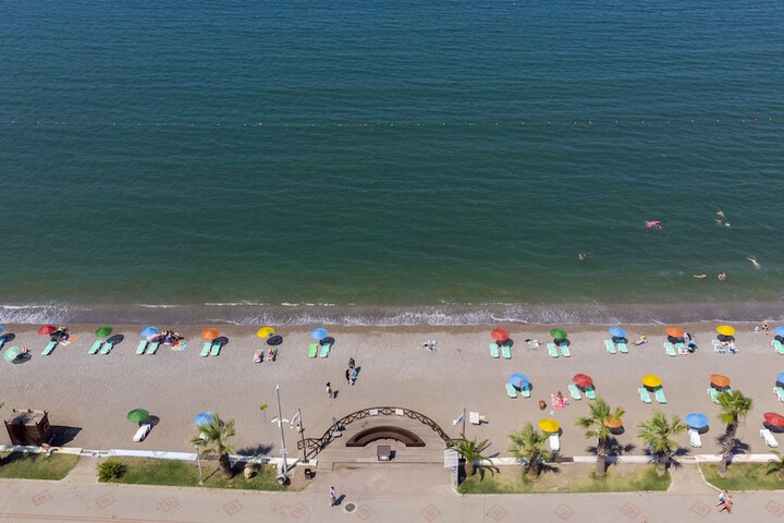 Beach 118 of 121