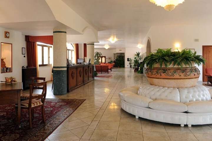 Hotel Interior 9 of 40