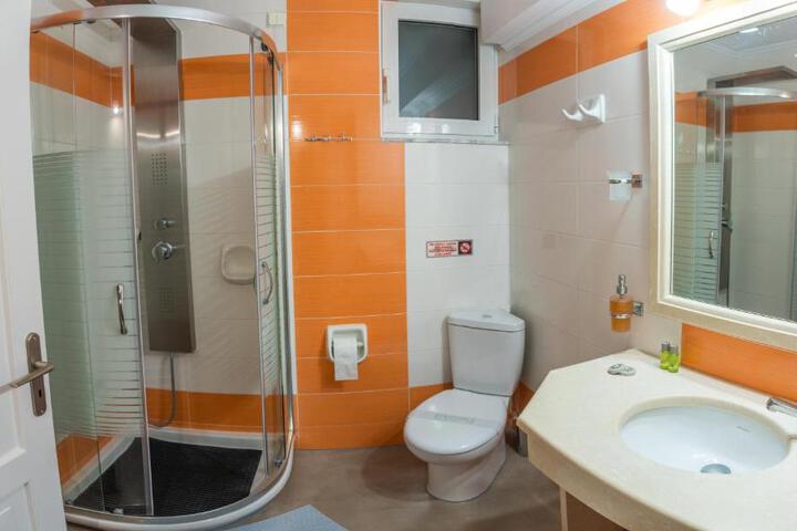 General 12 of 24