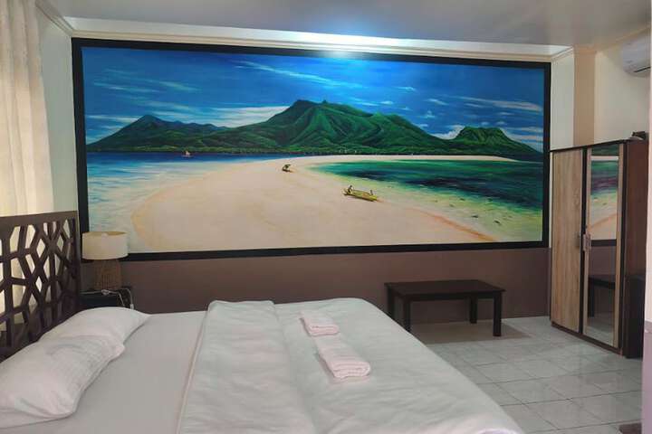 Room 8 of 41