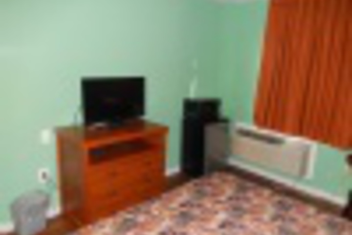 Room 75 of 131